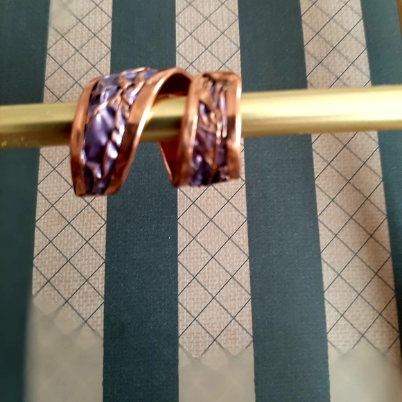 NEW Beautiful Ring - Picture 3 of 4